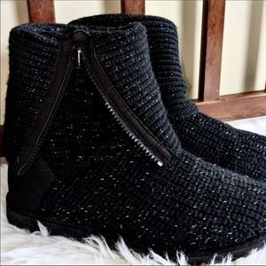 So Brand Pencil Style Black Sparkle Sweater Knit Boots, Size 6, Wear 2 W…